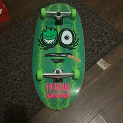 13.5 Herion Skateboard 
