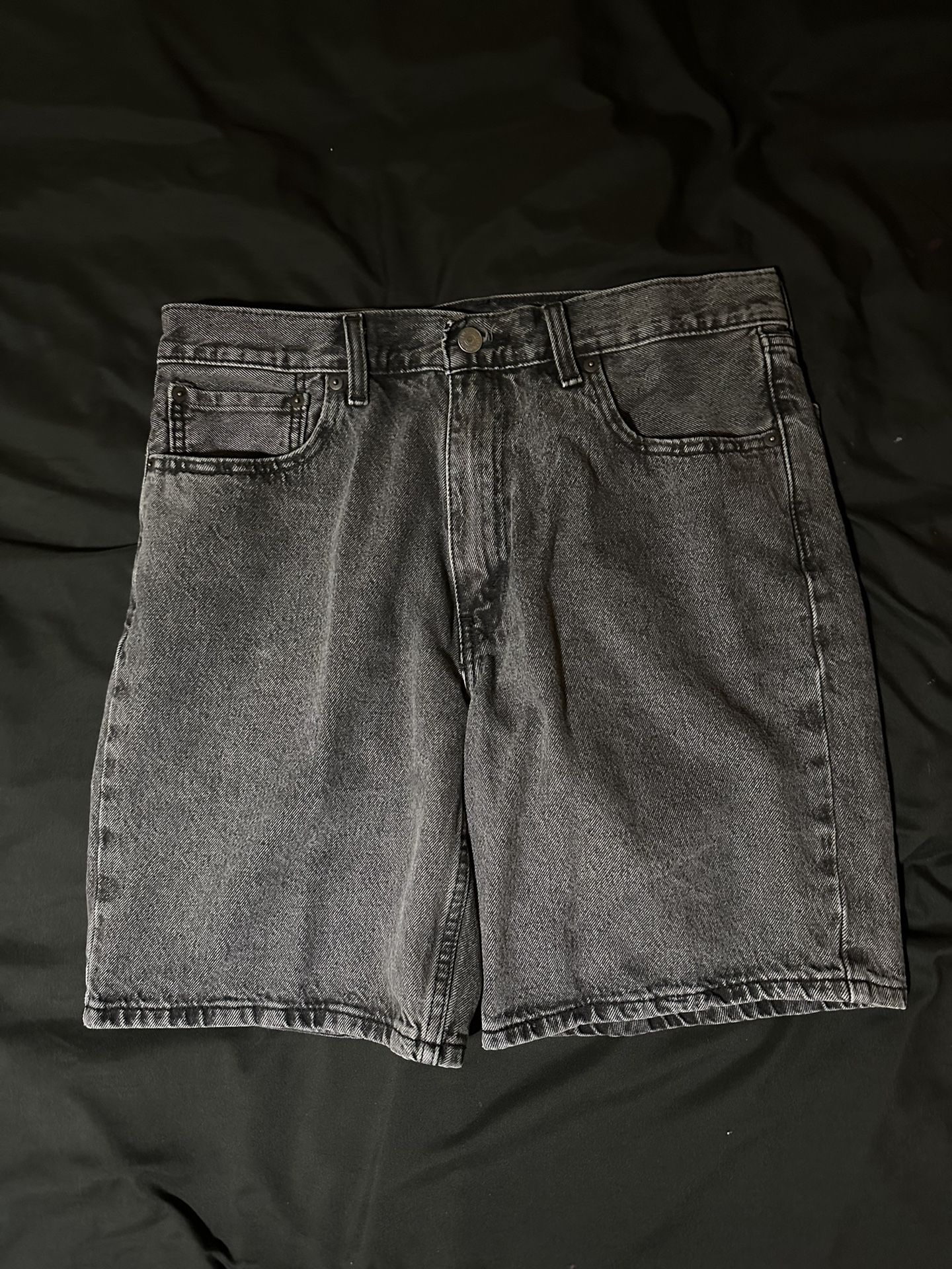 levi jorts