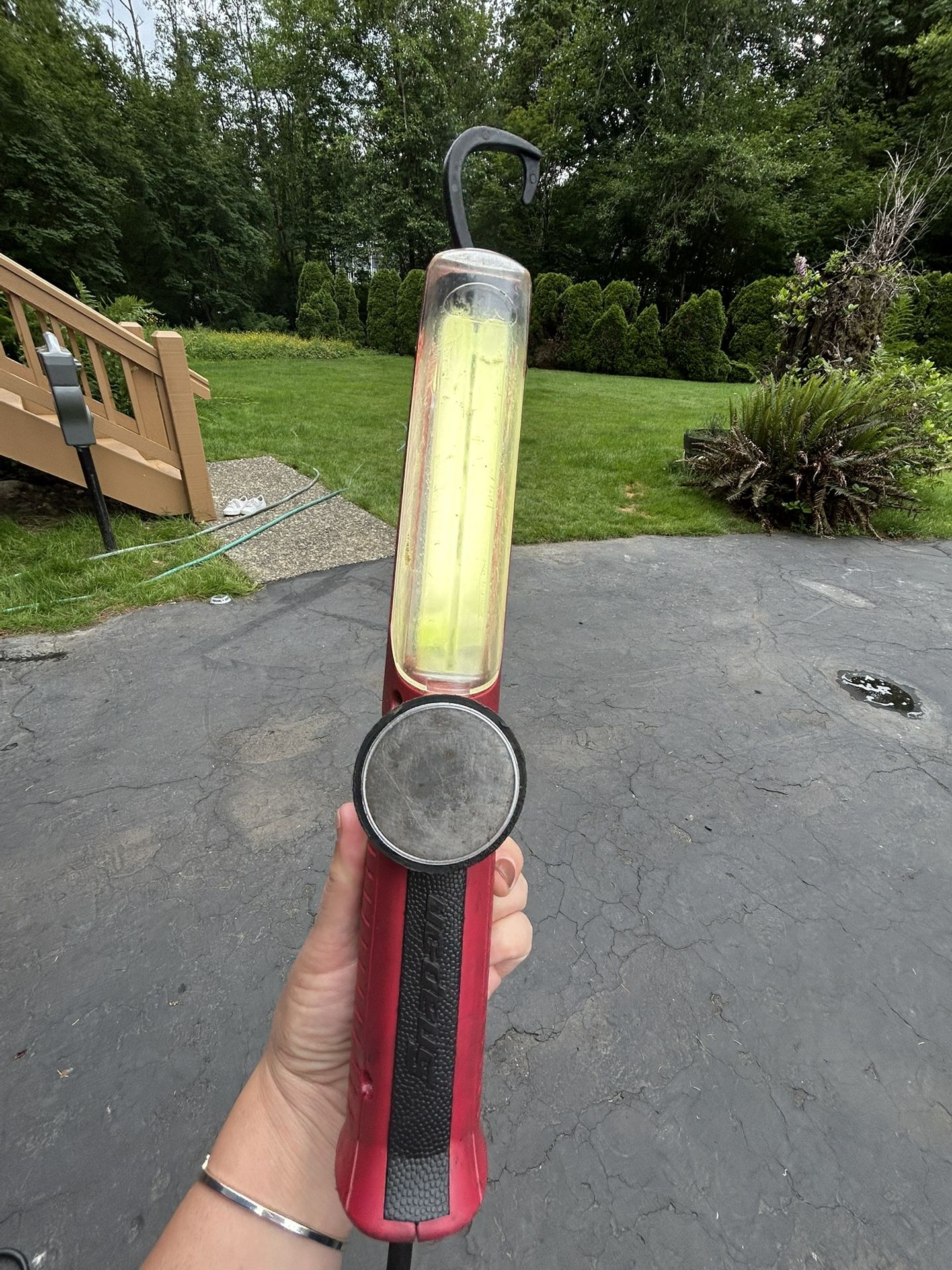 Snap On Drop Light