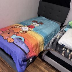 Twin Sized Bed Frame And Mattress 