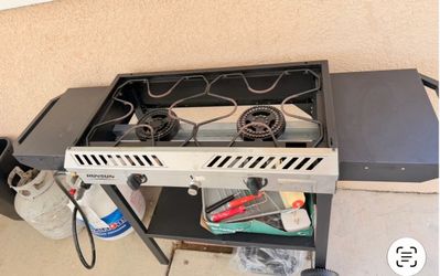 Outdoor stove with propane