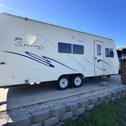 2003 Jayco Kiwi 23 B Hybrid / Expandable with Side Slide Out
