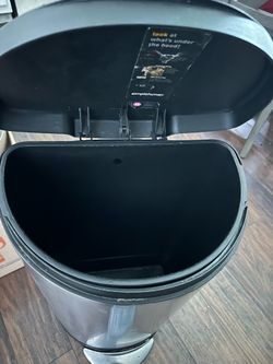 Trash can stainless simple human