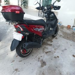 Vendo Moto Marca Marshall 2025 200cc