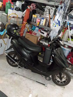 Moped 2024 100cc