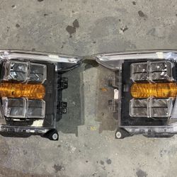 21-23 Ford F150 headlights READ Description