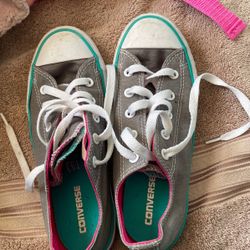 Converse Shoes Girls Size 2