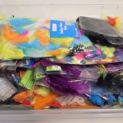 Craft Feathers 