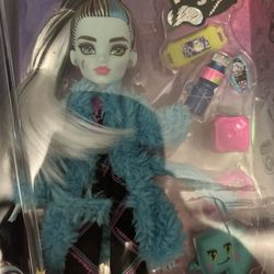 MONSTER HIGH CREEPOVER FRANKIE STEIN