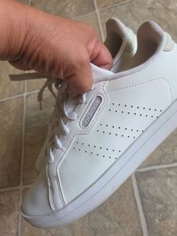 Adidas Size 7y medio