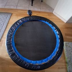 Trampoline
