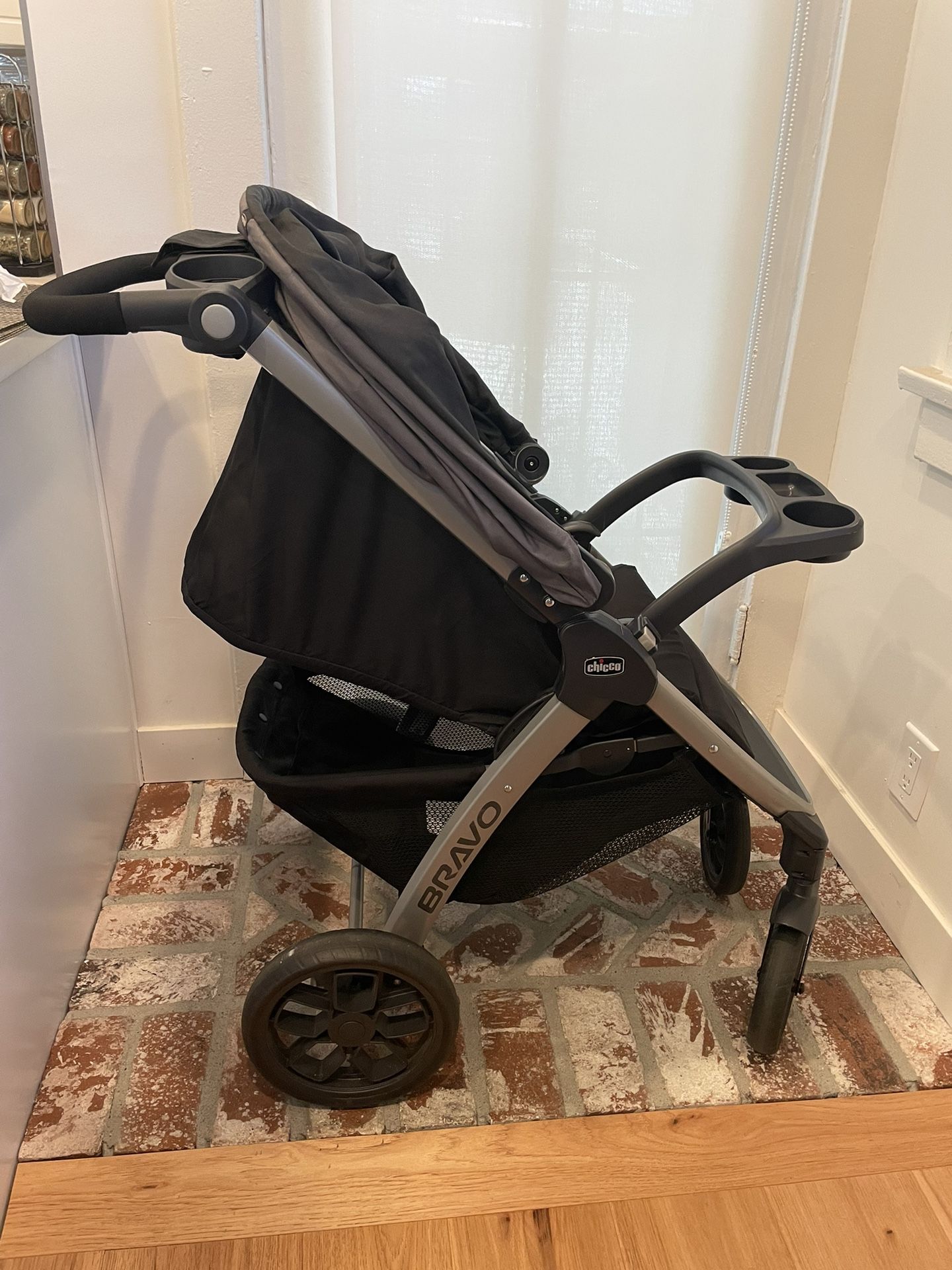 Chicco Stroller & Car Seat