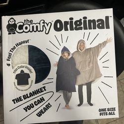 The Comfy Oversized Wearable Blanket