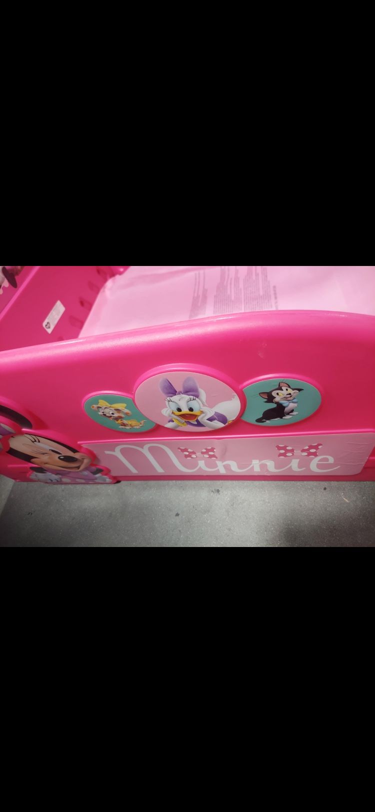 Toddler Bed With Matters 