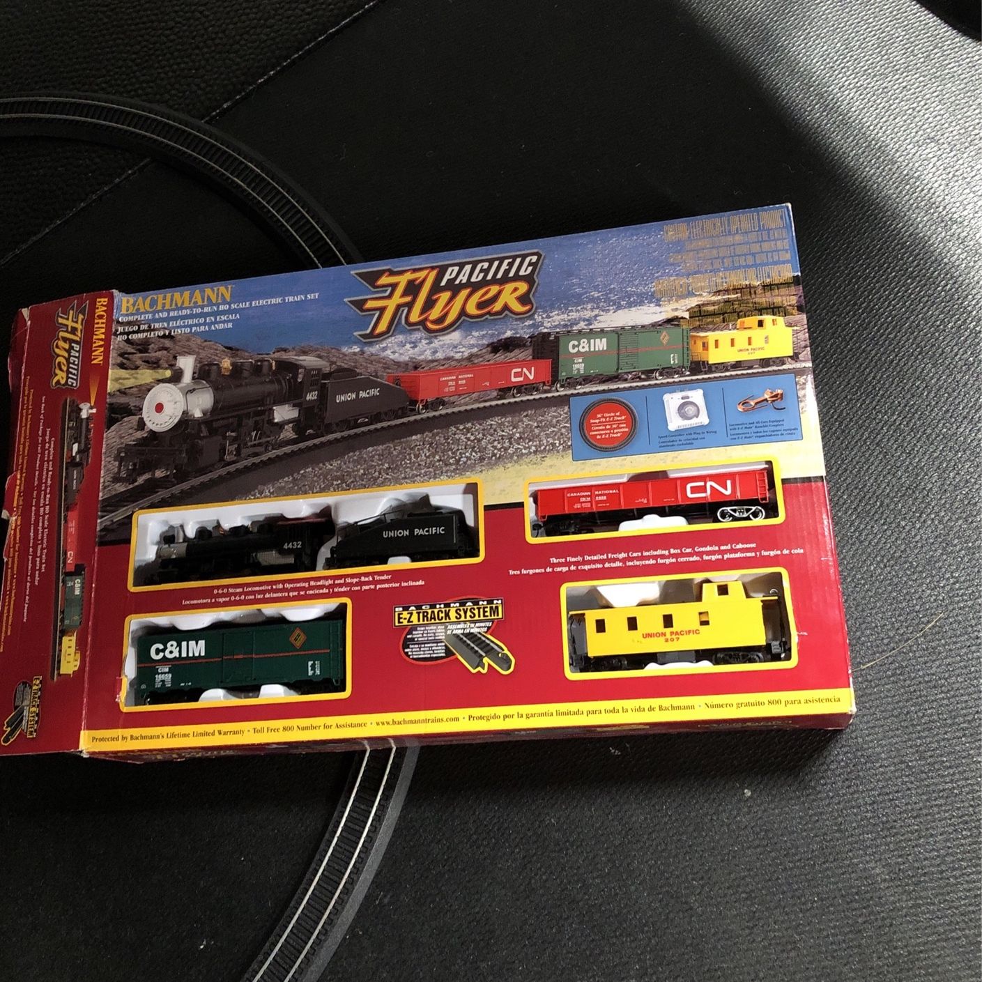 HO Scale Bachmann 692 Union Pacific UP Pacific Flyer Train Set w