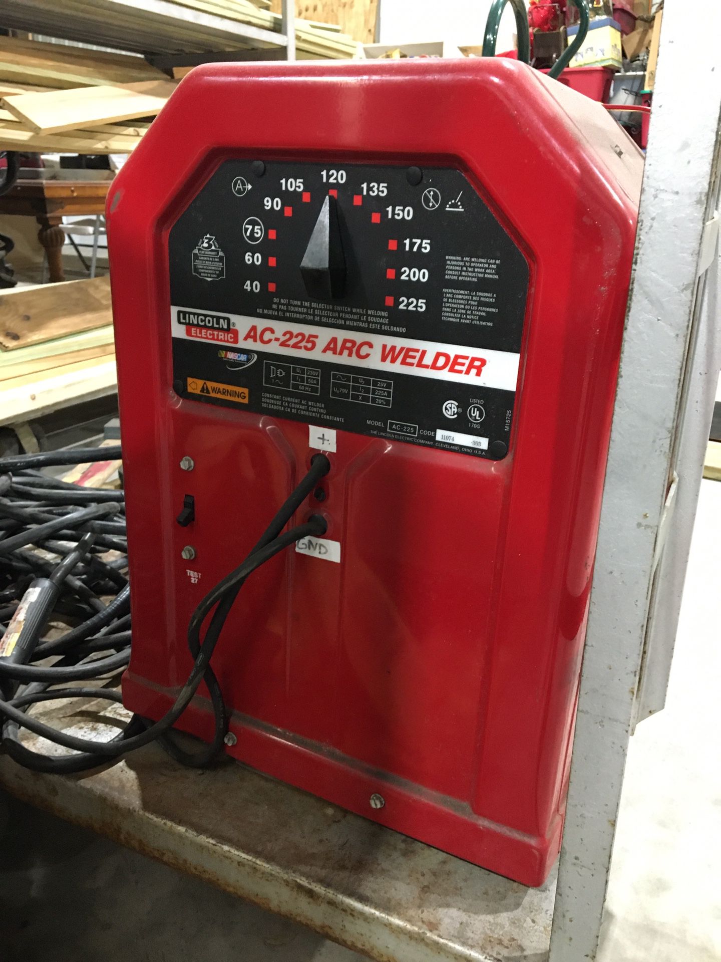 Lincoln Electric AC 225 Welder