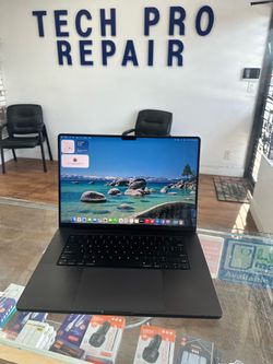Apple Macbook Pro 16” 2024 M4 Max, 48GB RAM, 1TB SSD. Apple Care
