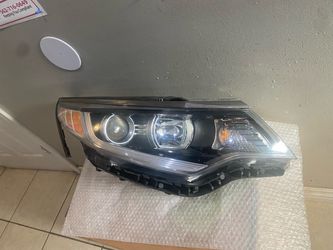 2016-2018  Kia optima USA type  halogen right headlight