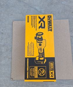 DEWALT XR DCE555B 20V Brushless Drywall Cut-Out Tool