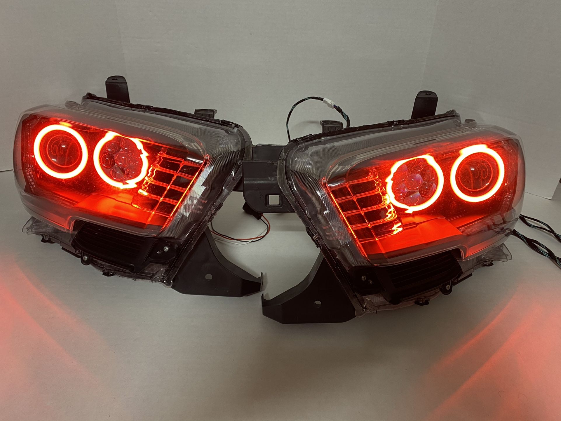 Custom OEM 2016 To 2023 Toyota Tacoma Headlights