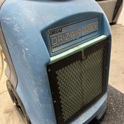 Dehumidifier 