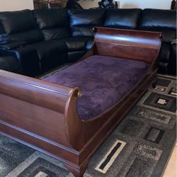 Made By Bomb  Bay Twin Bed