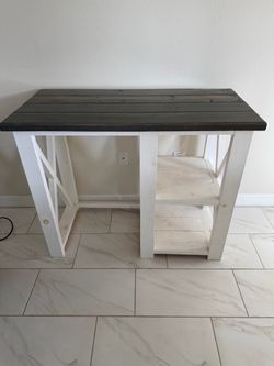 Handmade wine bar