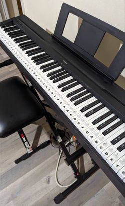 YAMAHA PIANO