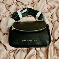 Marc Jacobs The Groove Leather Mini Messenger Bag in black pebbled calf leather with gold-toned hardwareNEW W/ TAGS