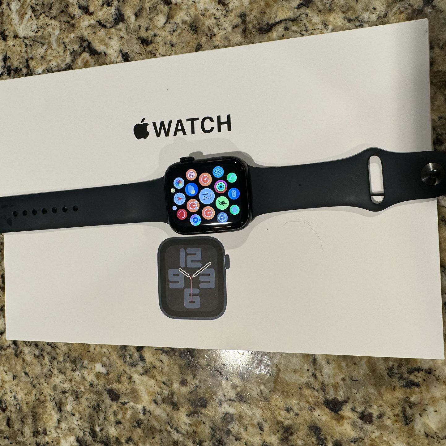 Apple Watch SE 2nd Generation - NEWEST MODEL