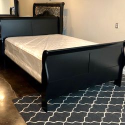 BRAND NEW BLACK FULL SIZE WOODEN SLEIGHBED FRAME WITH NEW MATTRESS SET/FAST DELIVERY