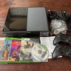 Xbox One with 2nd Controller, Games, and Xbox Live Hesdset