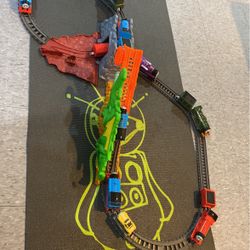 Thomas The Train Track Plus 8 Trains 