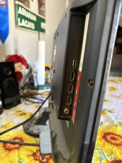 TV/ Televisor/ Monitor