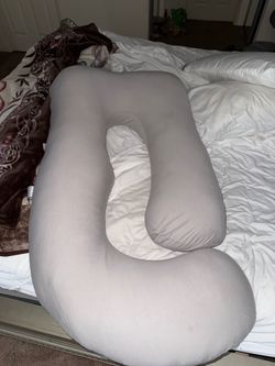 Mommy cozy pregnancy pillow