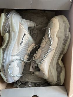Balenciaga triple s Size 43 (10M) *NEED GONE