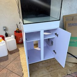 JBJ 45 rimless aquarium and stand, Red Sea 90