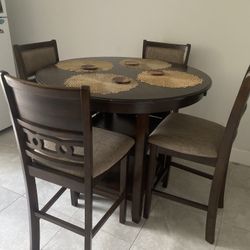 Round Dining Table