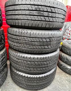 265/60/18 Hankook 📍📍 Vendo un set de llantas con 80% de vida las 4 📍🌟