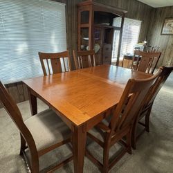 Table and 6 Chairs