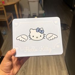 Hello Kitty Lunch Box