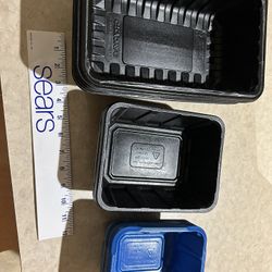 20 plastic container to plant seeds/starter plants - 3 sizes.