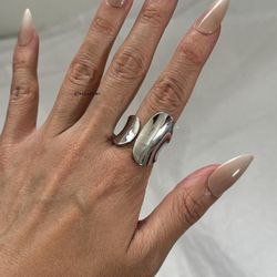Chunky thick open ring in silver(84)73