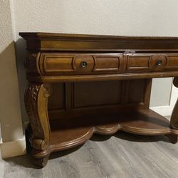 Accent Table