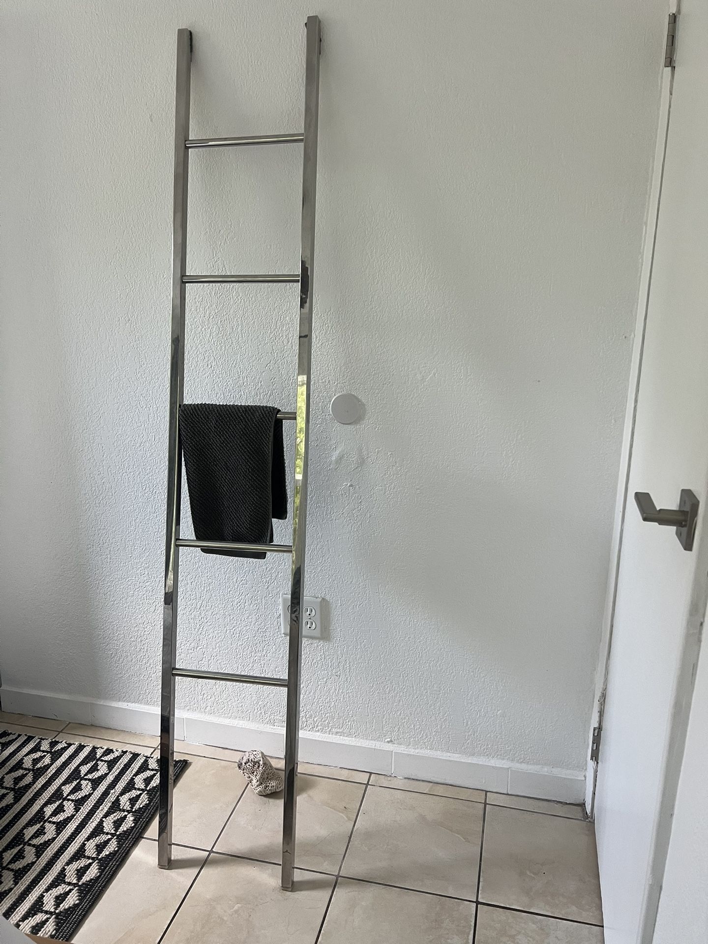 Decorative Metal Ladder/Towel Clothes Holder 