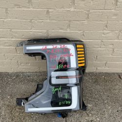 2022 Ford F250-350 Left Headlight 