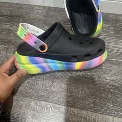 Crocs Classic Crush Spray Dye Black Clog. Sz 7 Women 