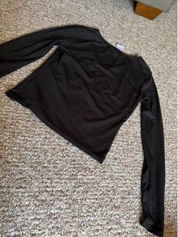 I accept offers black workout top