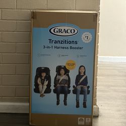 Graco Tranzitions 3-1 Harness Booster NEW!