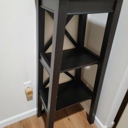 Black Shelf 